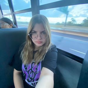 Meet your Posher, Cay